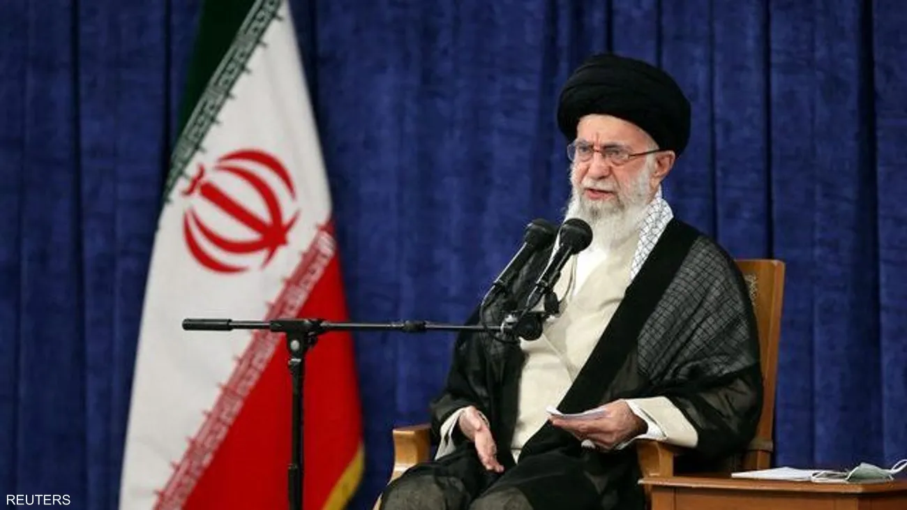 إيران تعلن مقتل المرشد علي خامنئي في مقر إقامته