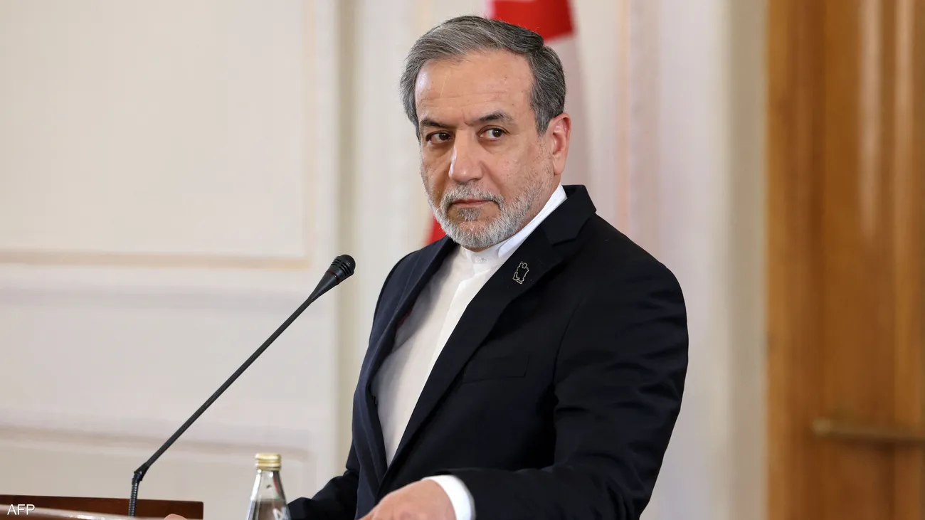 وزير خارجية إيران يرفض وقف النار: سنواصل القتال