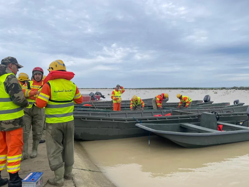 دعم المتضررين من الفيضانات.. 15 ألف أسرة استفادت من المساعدات المالية المباشرة
