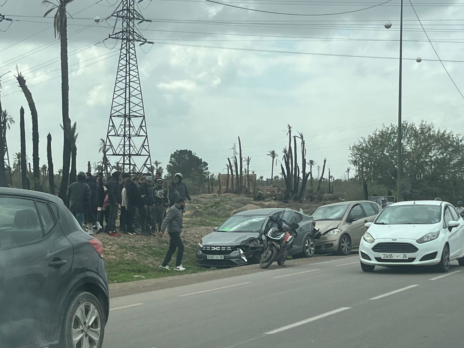 مراكش.. حادثة سير خطيرة بالطريق المدارية الرابطة بين الحي الصناعي وطريق الدار البيضاء تستنفر السلطات