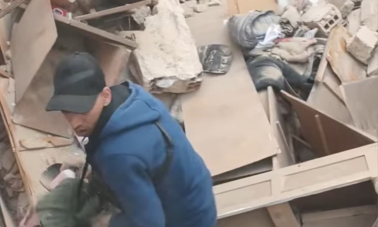 استنفار أمني وميداني بالمدينة العتيقة لفاس عقب انهيار بناية سكنية بحي “قصبة النوار”