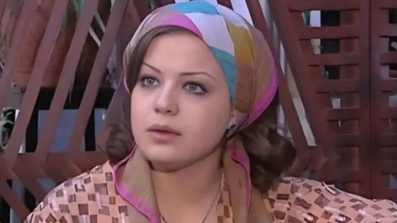 نجمة “باب الحارة” أناهيد فياض تفقد نجلها الوحيد.. وولي عهد الأردن يواسي العائلة