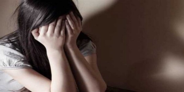 فاس.. القضاء ينظر في قضية استدراج وهتك عرض قاصر عبر “الفيسبوك”