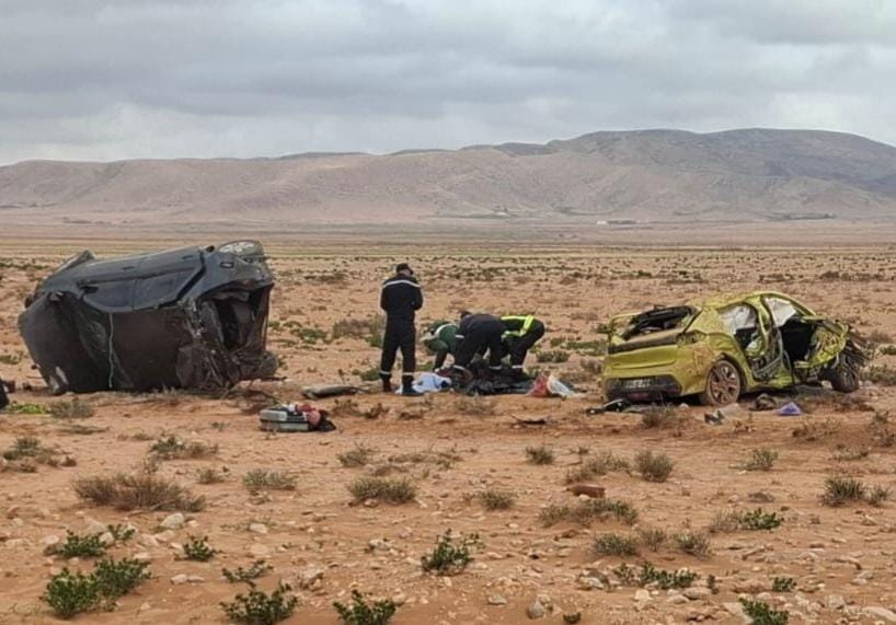 إقليم جرسيف.. قتيل وثمانية جرحى في حادث اصطدام بين سيارتين إقليم جرسيف.. قتيل وثمانية جرحى في حادث اصطدام بين سيارتين