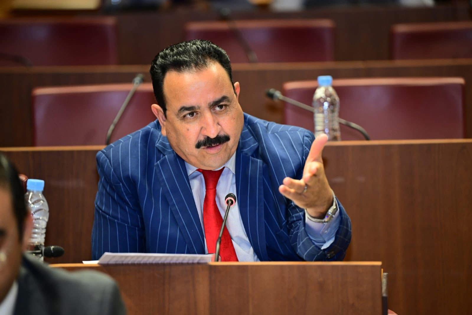 الشافقي برلماني مراكش يسائل وزير الصناعة حول انتشار اللواقط الهوائية فوق البنايات وبالقرب من الأحياء السكنية