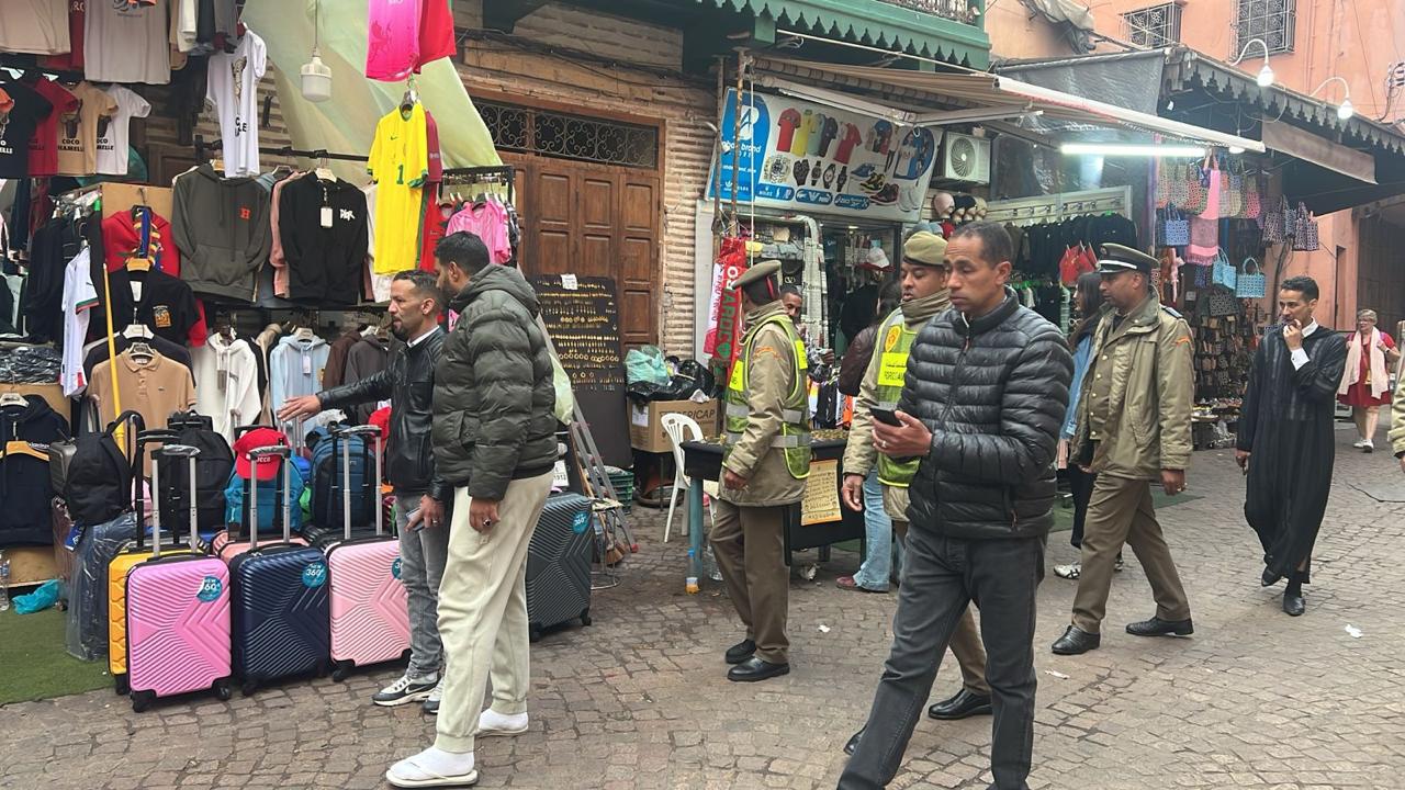 مراكش.. حملة ميدانية لتحرير الملك العمومي بنفوذ الملحقة الإدارية الباهية