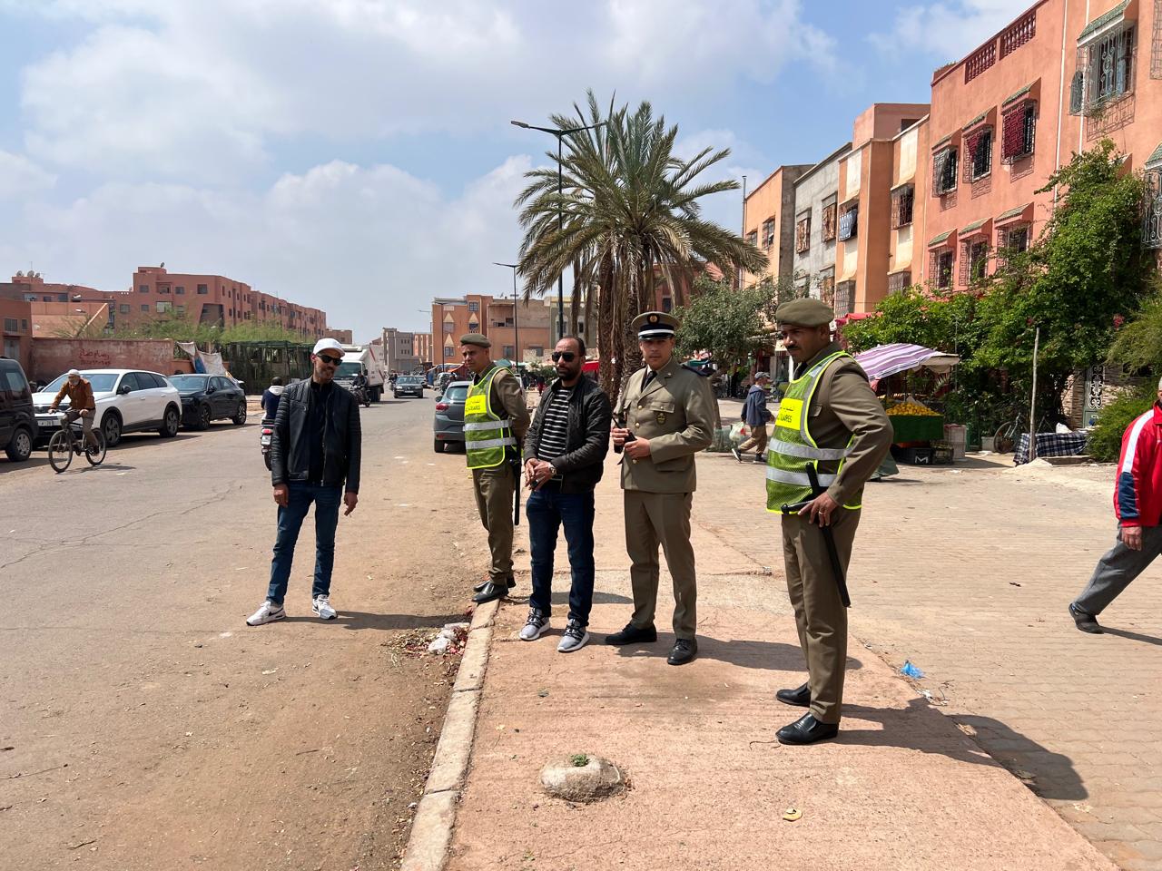 حملة واسعة لتحرير الملك العمومي بمحيط سوق “الإمام مسلم” بالمحاميد مراكش