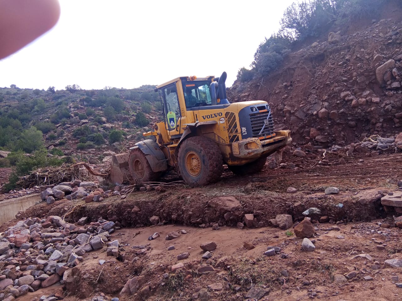 إقليم الحوز.. استنفار ميداني لفك العزلة وتأهيل المحاور الطرقية المتضررة من السيول