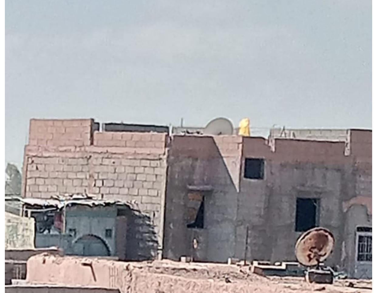 ساكنة “السويهلة” تشتكي تواطؤ عون سلطة في ملف بناء عشوائي وتطالب بتدخل والي جهة مراكش اسفي