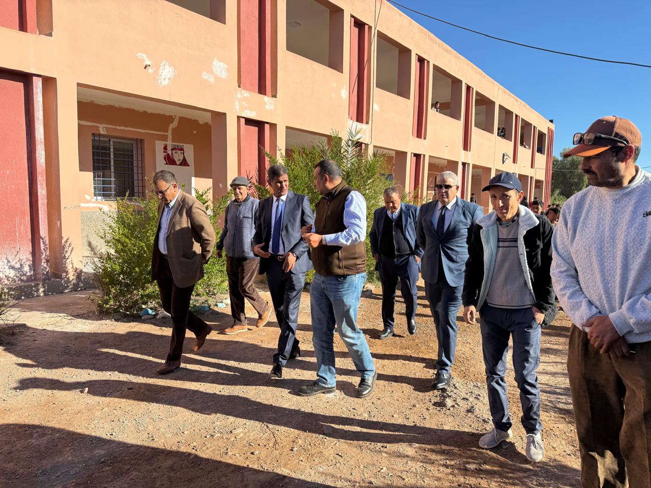 بوعبيد الكراب يواصل تعبئة الأوراش التعليمية بإقليم شيشاوة ويقود زيارات ميدانية لتعزيز جودة البنيات التربوية