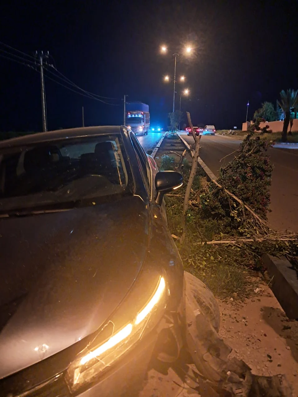 قلعة السراغنة.. حادثة سير تخلف خسائر مادية بمدخل المدينة والسائق ينجو بأعجوبة