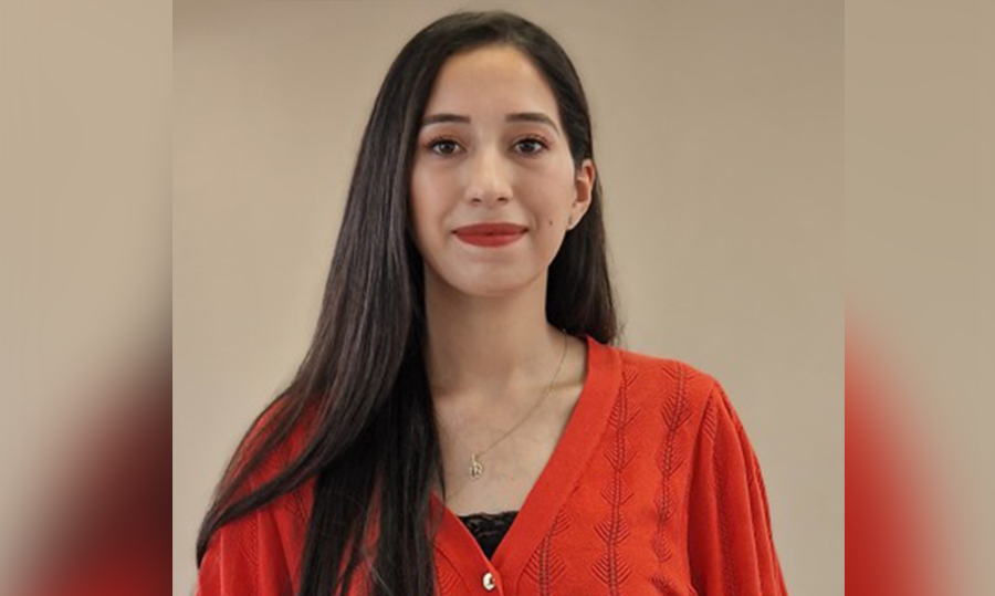 اختيار الباحثة عسري من جامعة القاضي عياض مراكش ضمن مبادرة دولية لتطوير كفاءات الذكاء الاصطناعي بإفريقيا