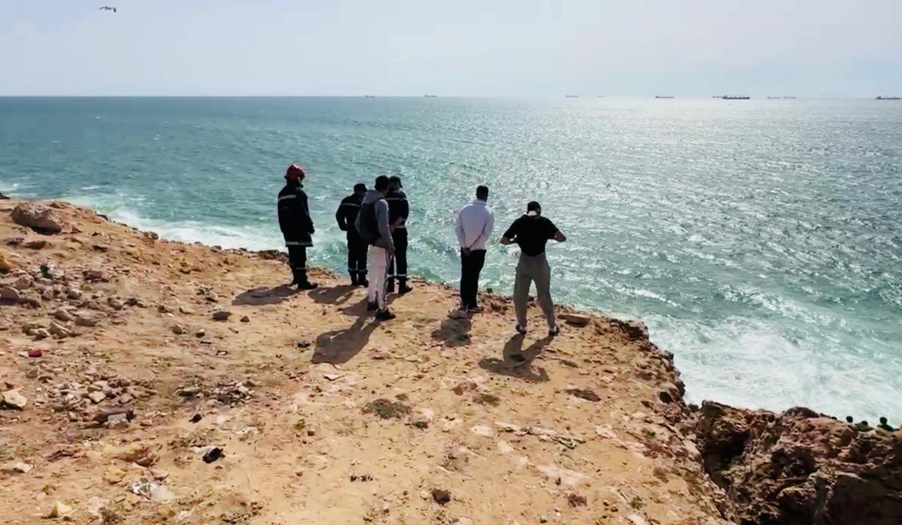 تدخل مواطنين ينقذ شابة من الغرق بكورنيش “أموني” بآسفي