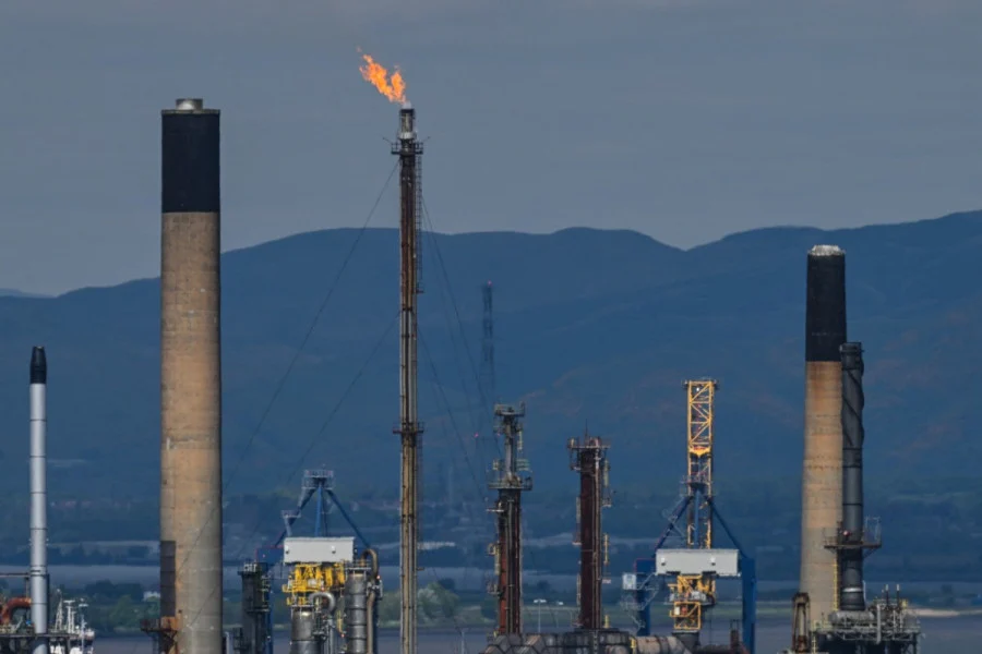 أسعار النفط ارتفعت إلى أعلى مستوى لها منذ عامين