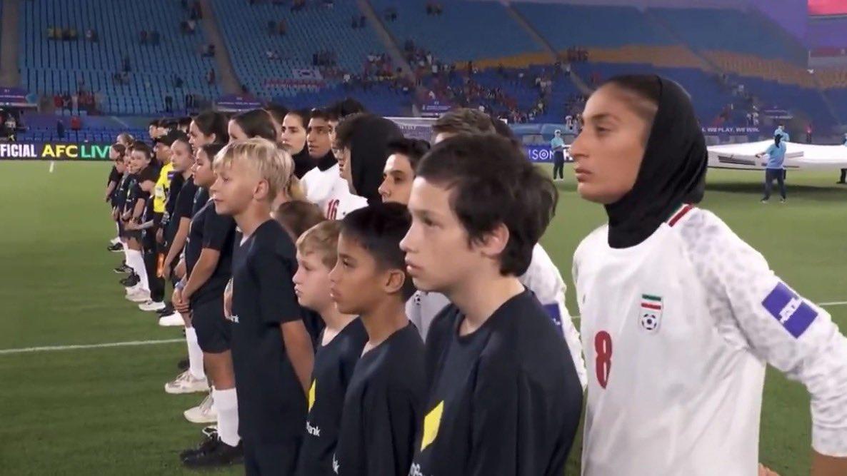 بعد وصفهن بـ”الخائنات”..أستراليا تمنح اللجوء للاعبات من منتخب إيران