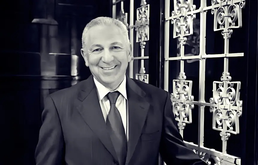 رحيل الدبلوماسي المغربي والوزير السابق عزيز مكوار