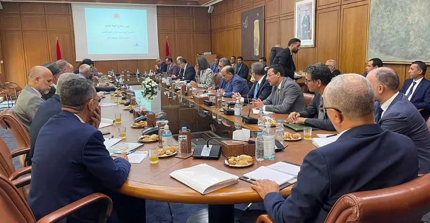 الحكومة ترجئ لقاء إصلاح التقاعد وتبرمج جولة جديدة من الحوار الاجتماعي