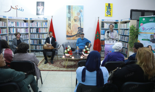 أمسية ثقافية بمراكش تحتفي بتقاطع التجربة الشعرية والممارسة الإعلامية