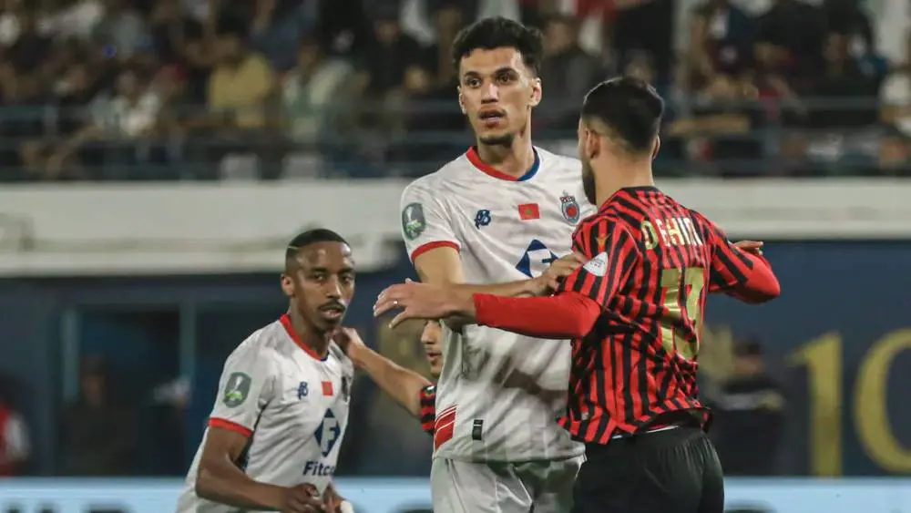 اتحاد العاصمة يبلغ نهائي “الكونفدرالية” عقب تعادله أمام أولمبيك آسفي في مباراة مشحونة