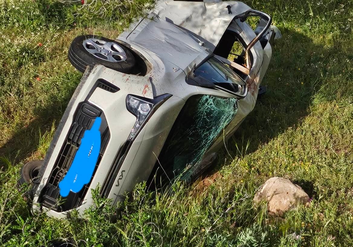 وفاة سيدة وإصابة ثلاثة آخرين في حادث انقلاب سيارة بضواحي دمنات