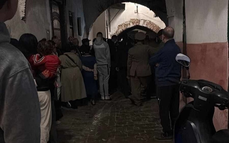 تطوان.. فاجعة في المدينة العتيقة إثر انهيار منزل مخلفاً ضحيتين