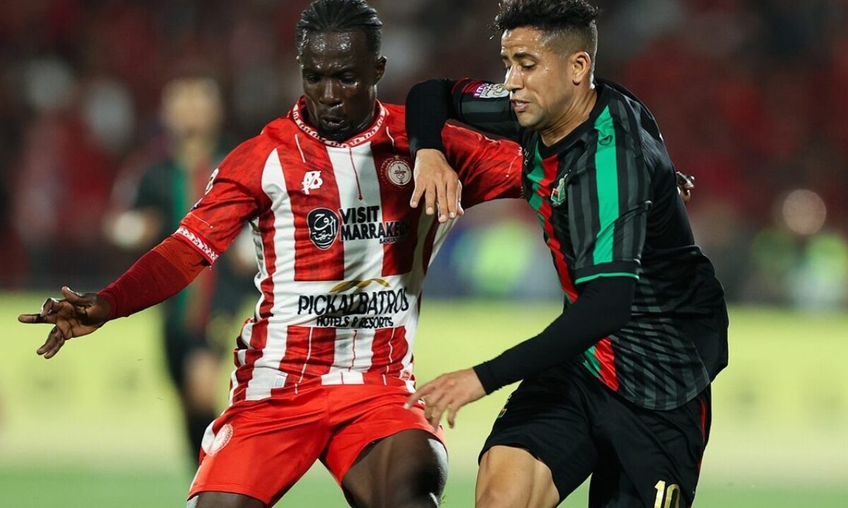 الكوكب المراكشي يفرض التعادل على المتصدر الجيش الملكي