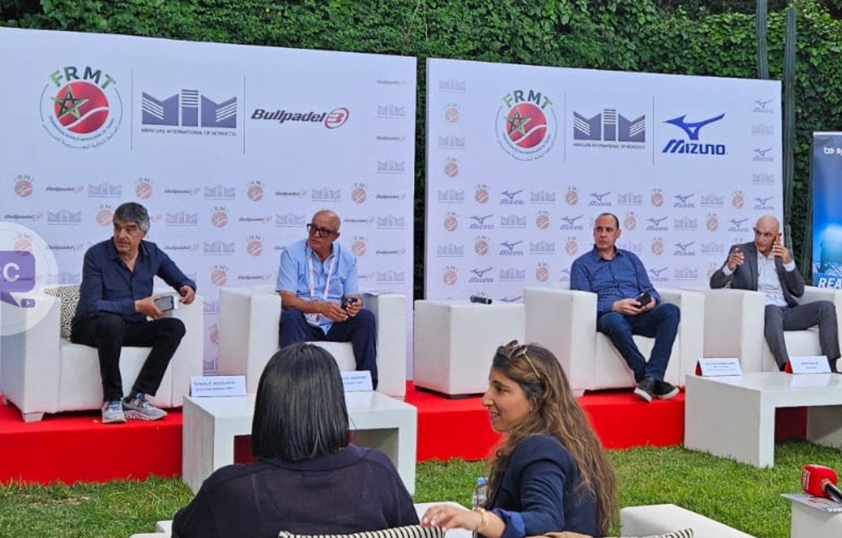 مراكش.. توقيع اتفاقية شراكة بين جامعة التنس وشركة “Mercure Internationale” لتطوير اللعبة