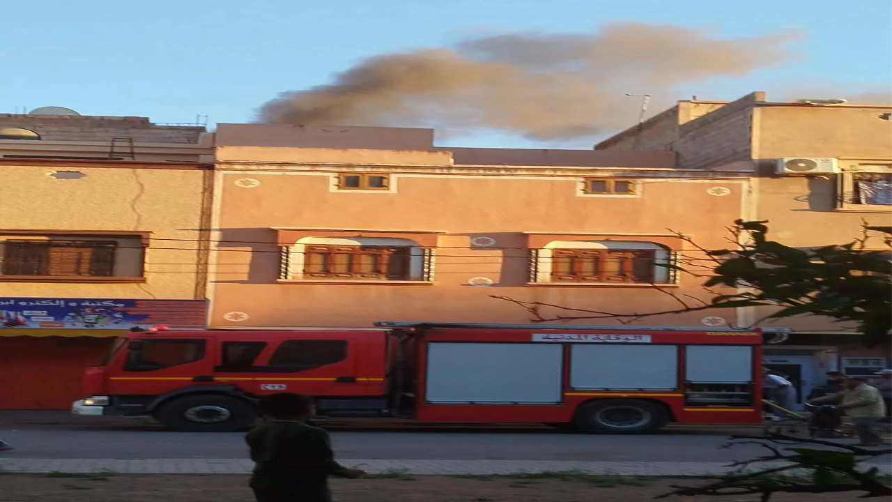 قلعة السراغنة.. حريق يلحق خسائر مادية بمنزل بسبب شاحن هاتف