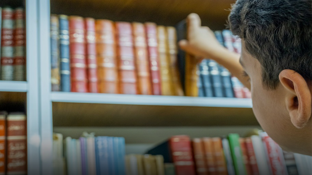 تلميذ من إقليم الحوز يظفر بالجائزة الوطنية للقراءة في دورتها الـ12