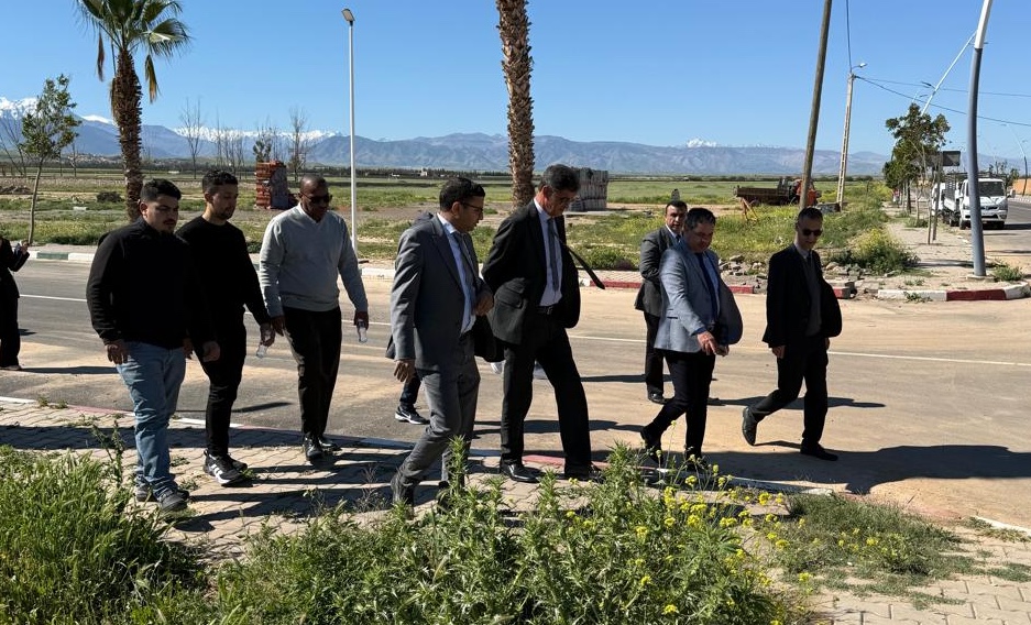 عامل إقليم شيشاوة يتفقد مشاريع التأهيل بثلاث جماعات ويشدد على تسريع وتيرة الإنجاز