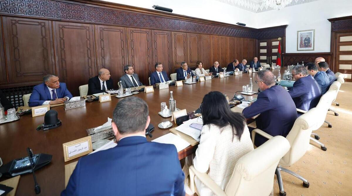 الحكومة والمركزيات النقابية يستعرضون حصيلة الحوار الاجتماعي وآفاق جولة أبريل 2026