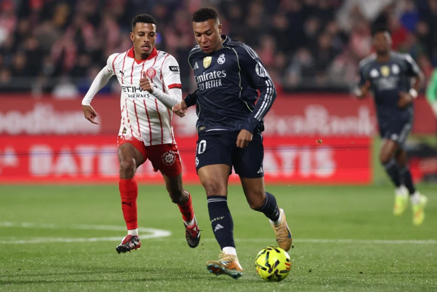 أتلتيكو مدريد يخطط للتعاقد مع الدولي عز الدين أوناحي