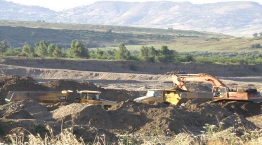 اقليم الحوز.. توقيف مسير شركة وضبط معدات في عملية لـ”شرطة المياه” والدرك بمجرى وادي أسيل