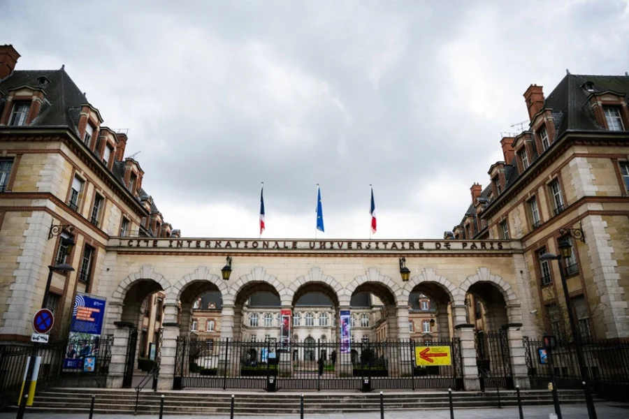 رفع الرسوم.. إصلاح جديد في التعليم العالي بفرنسا يهم الطلبة المغاربة