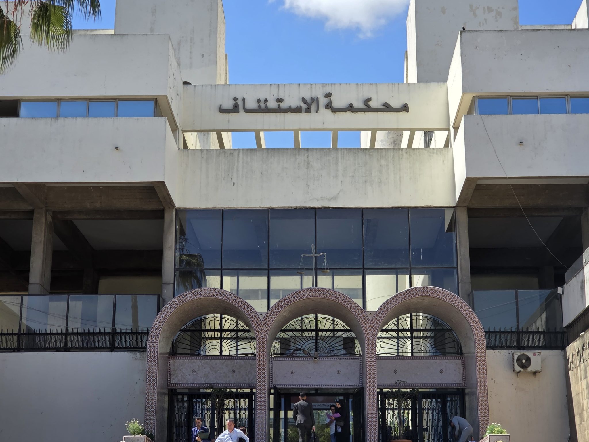 استئنافية الدار البيضاء تمدد الحراسة النظرية لمشتبه فيهما في قضية مقتل سائق سيارة أجرة