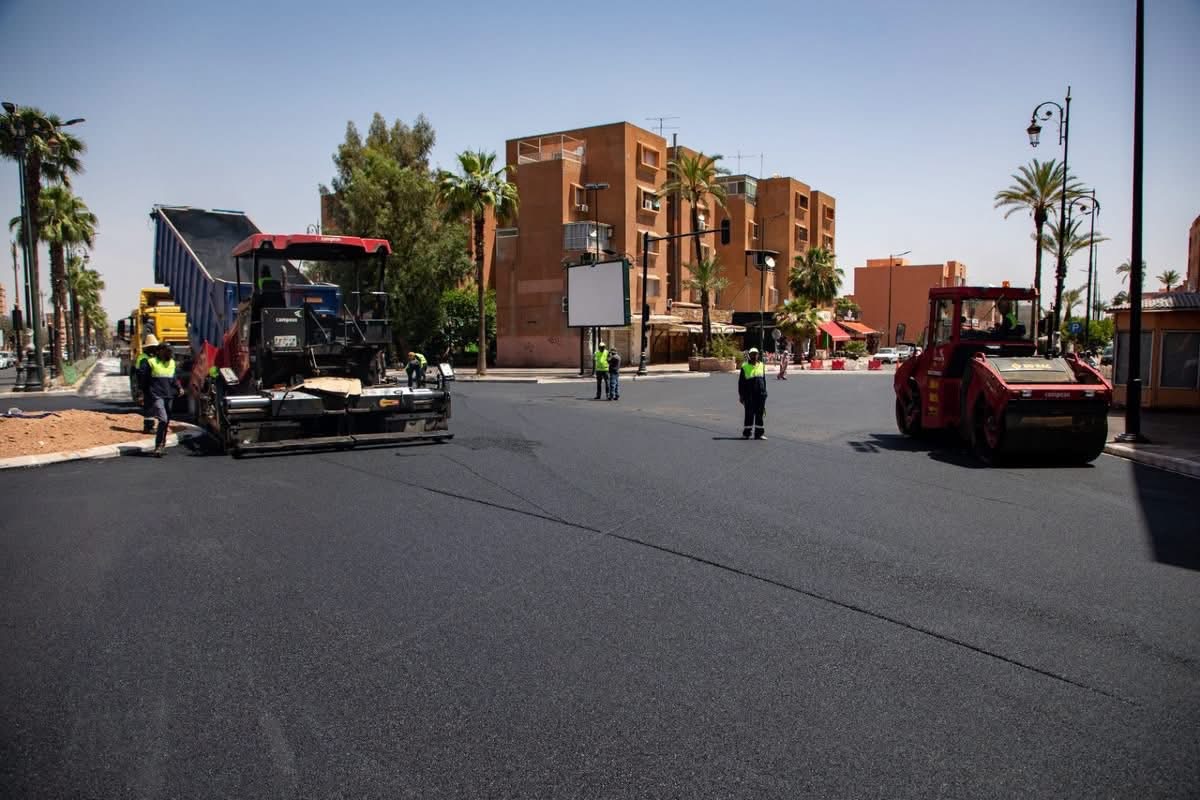 بدء أشغال تزفيت شارع علال الفاسي بمدينة مراكش لتأهيل البنية التحتية الطرقية