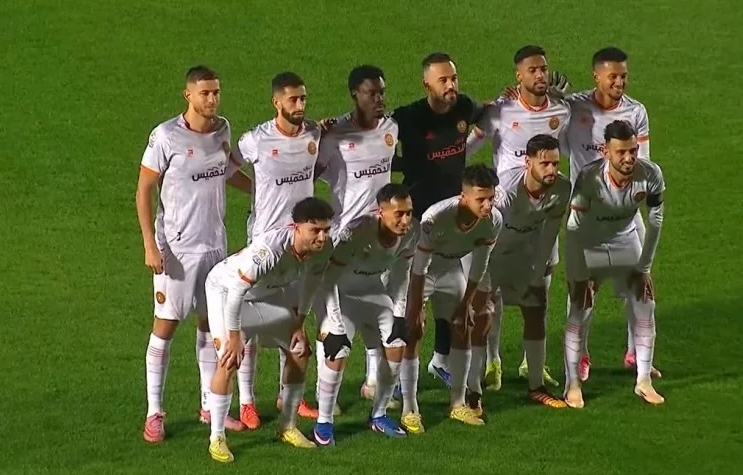 فيفا يدرج نهضة بركان ضمن الأندية الخاضعة لمنع التعاقدات