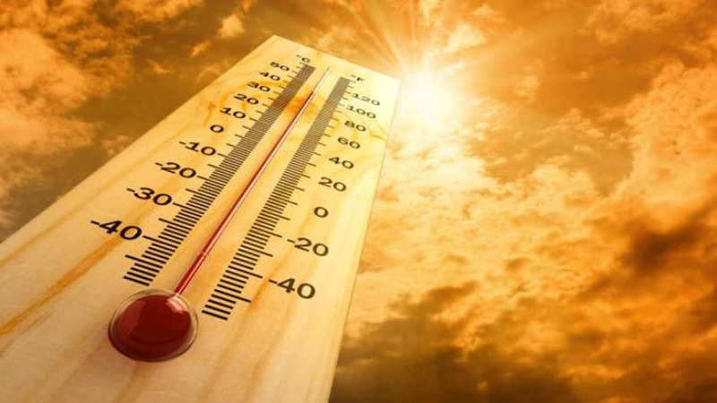 درجات حرارة تصل 42.. موجة حرّ تضرب أقاليم من جهة مراكش ـ آسفي