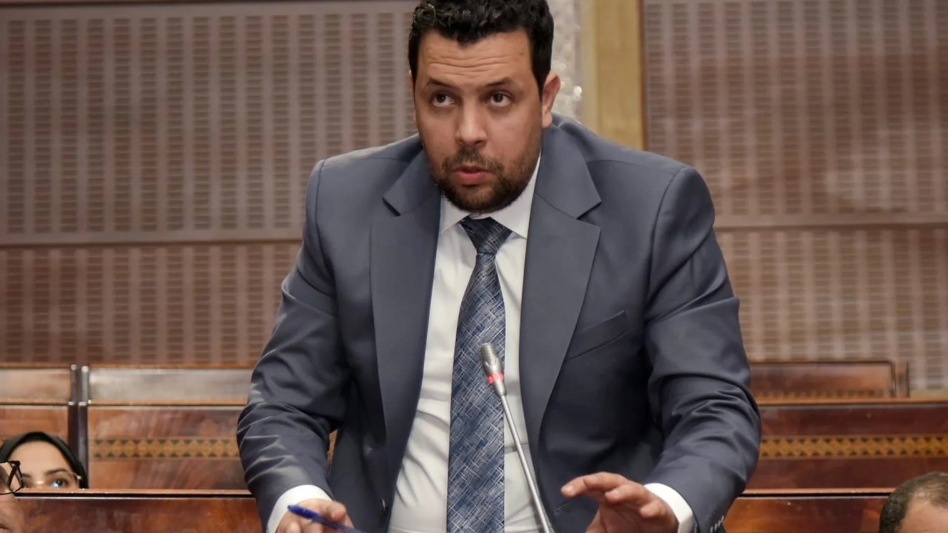 أنباء عن توجه “الاتحاد الدستوري” لتزكية طارق أتكارت بدائرة الحوز في الانتخابات التشريعية المقبلة