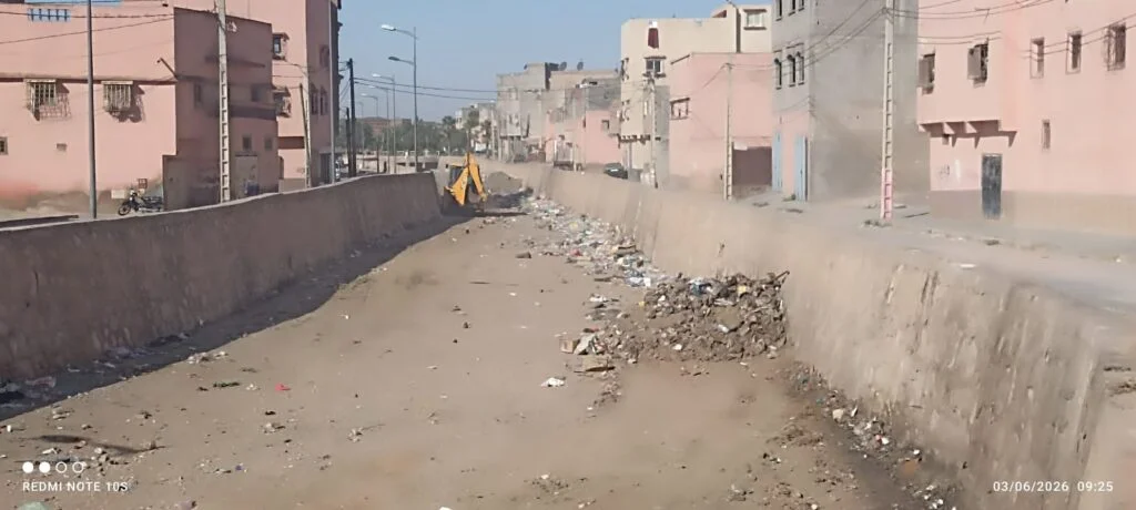 ابن جرير.. نقل سائق جرافة جماعي إلى المستشفى إثر وعكة صحية مفاجئة أثناء العمل