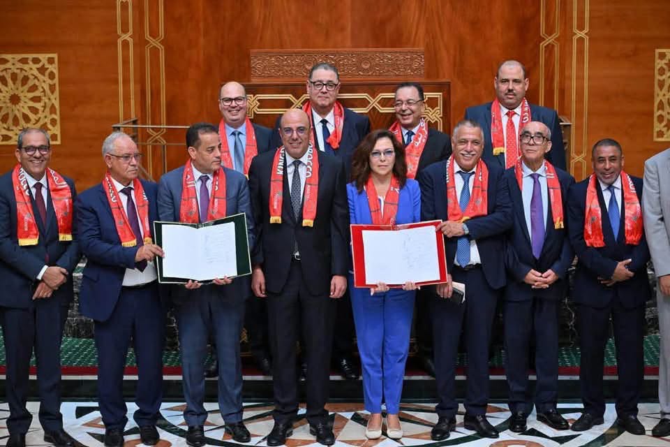برلماني مراكش عبد الرحمان وافا يشارك بمجلس المستشارين في توقيع النسخة الموطدة لمدونة الأخلاقيات
