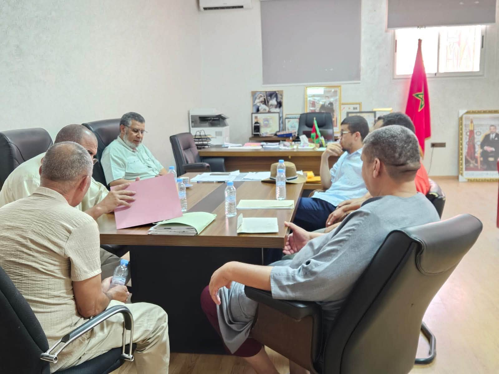 لحباب رئيس مجلس جماعة تسلطانت يقود اجتماعاً تنسيقياً مع الجمعيات لتأمين الانتقال إلى شبكة الماء الجديدة