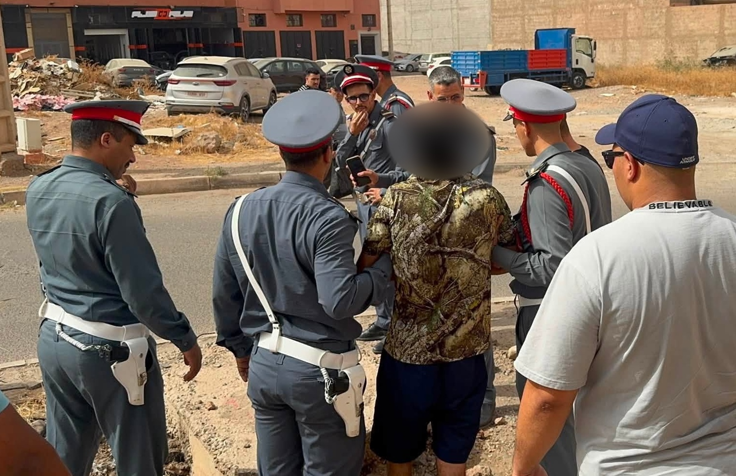 الدرك الملكي بتامنصورت يوقف شخصين يرجح انتمائهما لعصابة متخصصة في سرقة الأسلاك النحاسية بمراكش