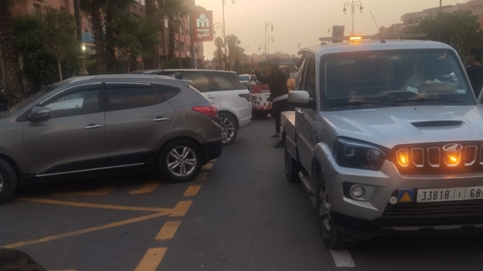 مراكش.. حملة أمنية بشارع الأمير مولاي عبد الله تسفر عن حجز مركبات وتحرير مخالفات سير
