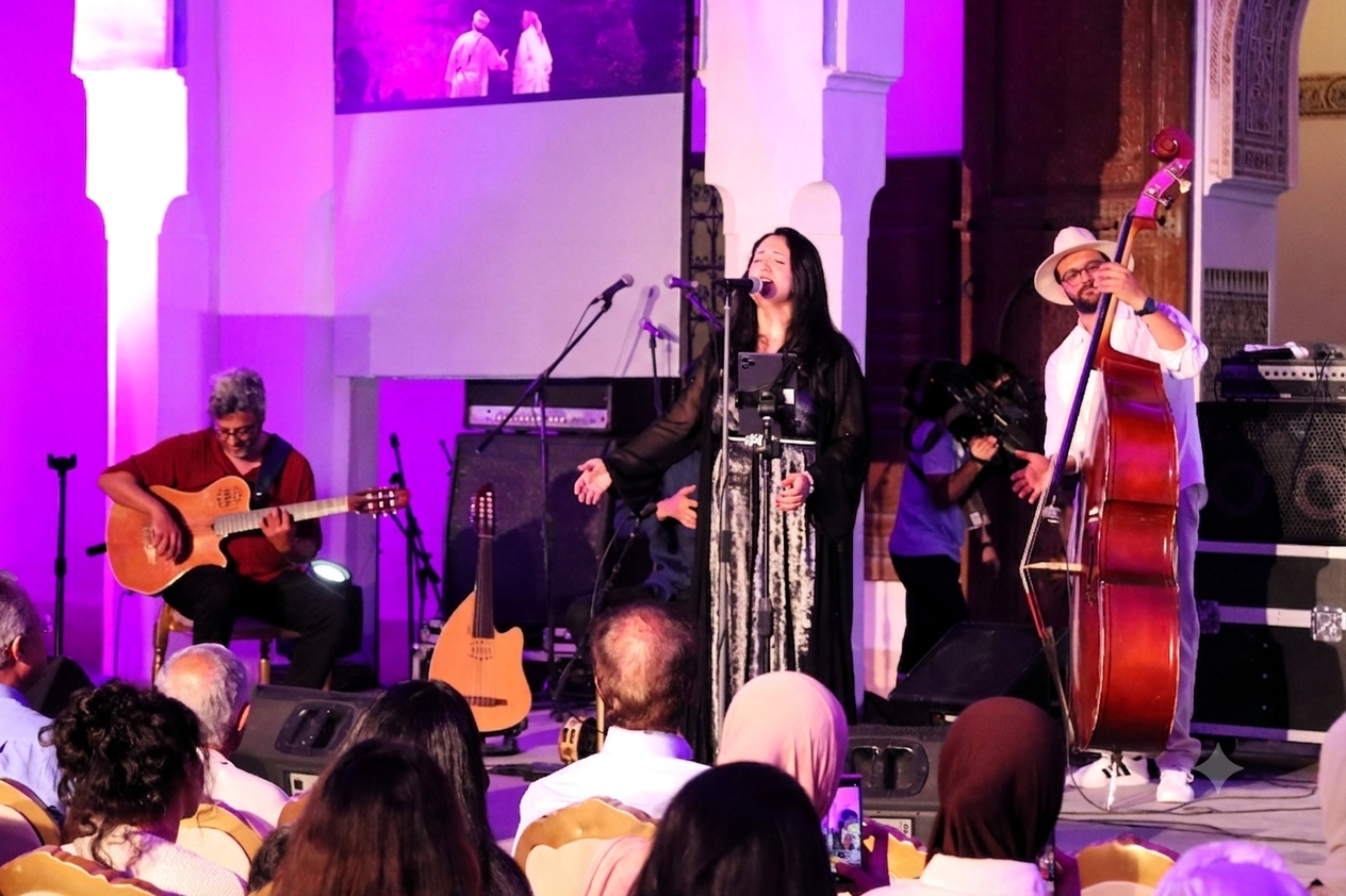 الفنانة نبيلة معن تبدع في أمسية فنية بالمهرجان الوطني للفنون الشعبية بمراكش