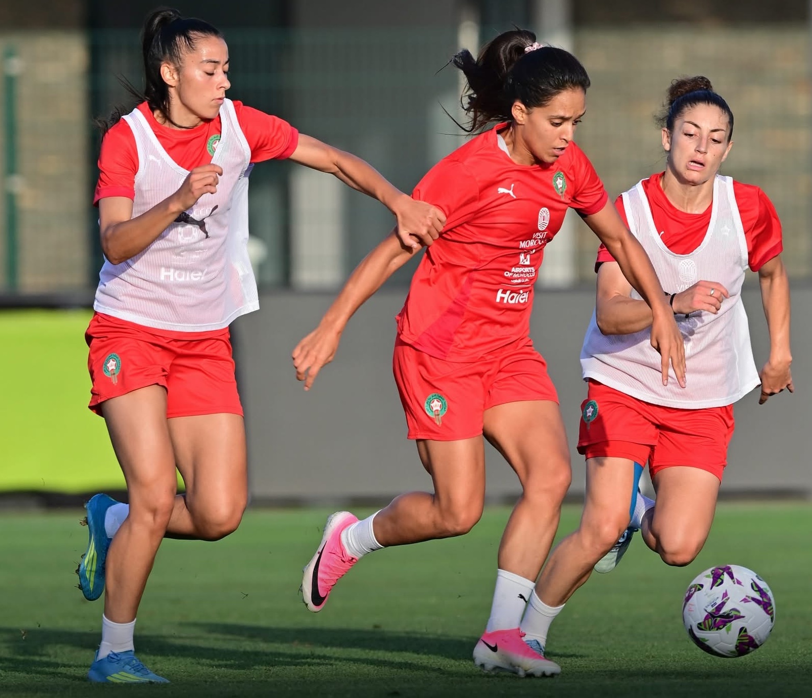 المنتخب المغربي النسوي ينهي تحضيراته لمواجهة نظيره الجزائري في كأس إفريقيا للسيدات 2026