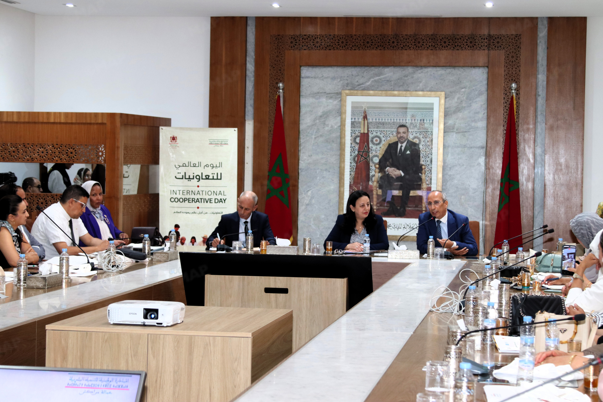 تمويل ومواكبة 945 مشروعا واستفادة 272 تعاونية من الدعم بعمالة مراكش