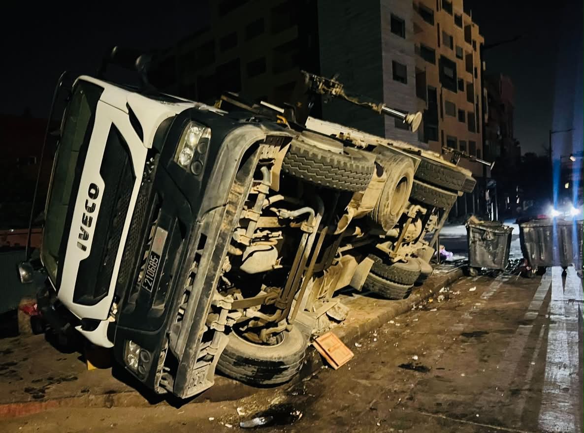 انقلاب “رموك” بشارع مولاي رشيد بجليز يستنفر المصالح الأمنية بمراكش