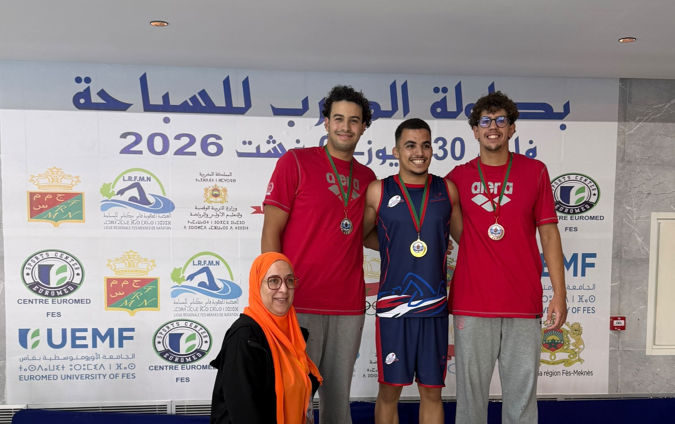 فيصل الفدادي وسعد الدين المعموري يتألقان باسم الكوكب المراكشي في بطولة المغرب للسباحة