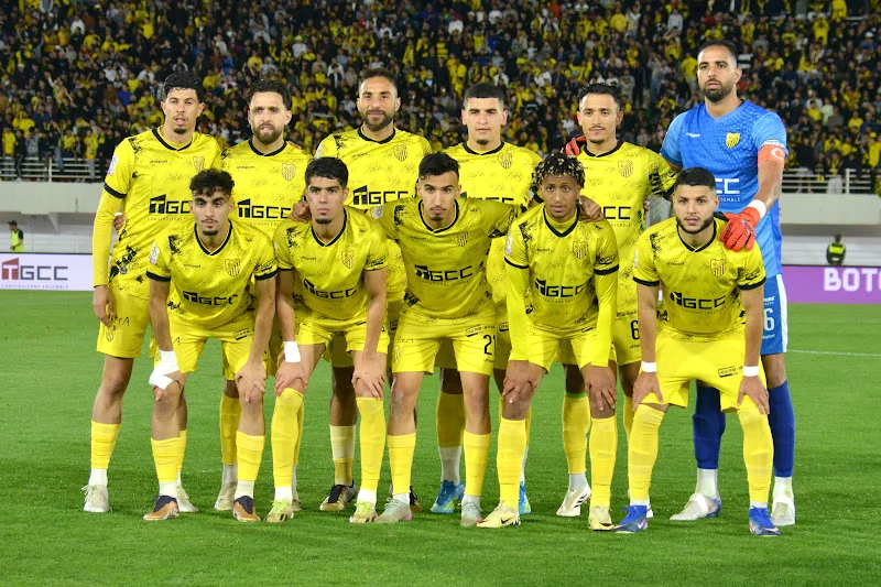 المغرب الفاسي يتوج بطلاً للبطولة الاحترافية بعد الفوز على أولمبيك الدشيرة في الجولة الأخيرة